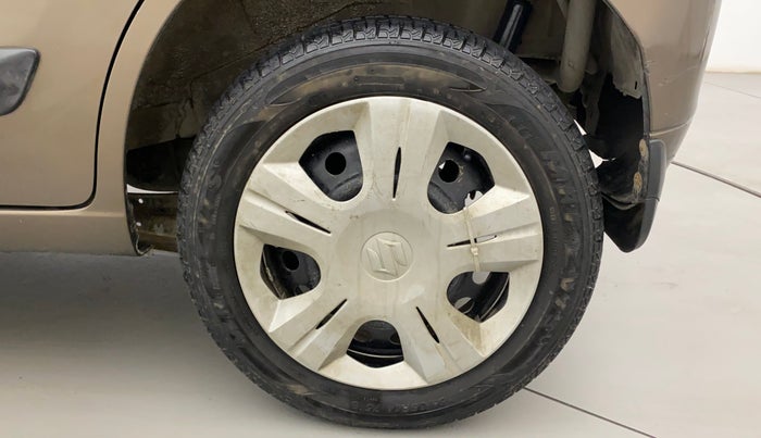2013 Maruti Wagon R 1.0 VXI, Petrol, Manual, 42,876 km, Left Rear Wheel
