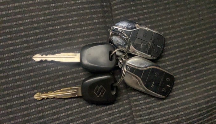 2015 Maruti Baleno SIGMA PETROL 1.2, Petrol, Manual, 62,634 km, Key Close Up