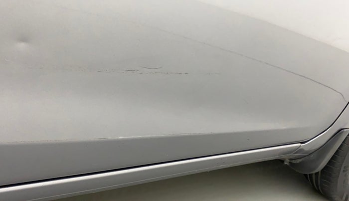 2012 Maruti Ritz VDI, Diesel, Manual, 1,24,543 km, Driver-side door - Minor scratches