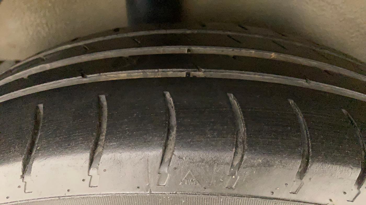 2012 Maruti Ritz VDI, Diesel, Manual, 1,24,543 km, Right Rear Tyre Tread
