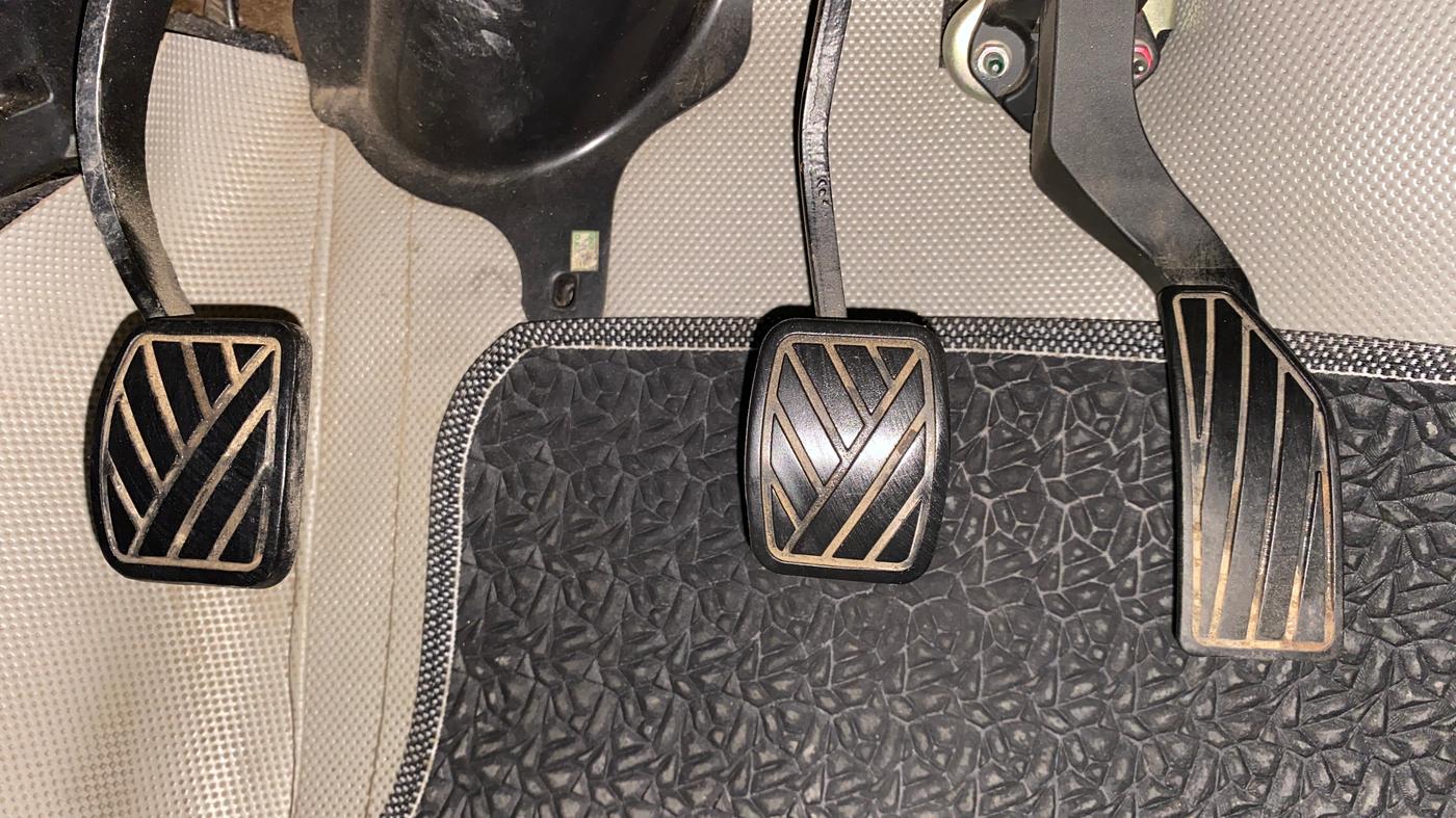 2012 Maruti Ritz VDI, Diesel, Manual, 1,24,543 km, Pedals