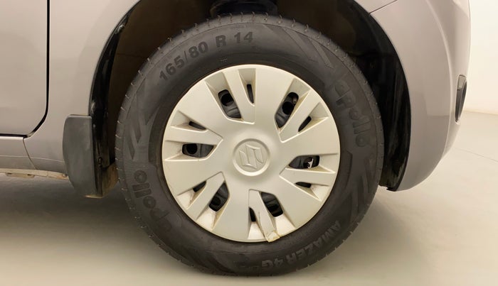 2012 Maruti Ritz VDI, Diesel, Manual, 1,24,543 km, Right Front Wheel