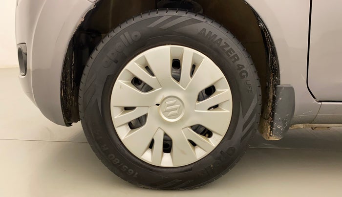 2012 Maruti Ritz VDI, Diesel, Manual, 1,24,543 km, Left Front Wheel