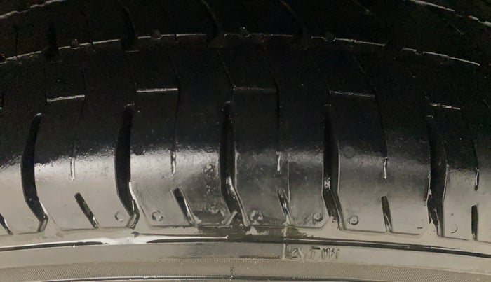 2015 Hyundai Grand i10 ASTA AT 1.2 KAPPA VTVT, Petrol, Automatic, 91,425 km, Left Rear Tyre Tread