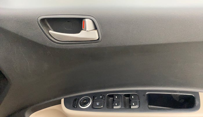 2015 Hyundai Grand i10 ASTA AT 1.2 KAPPA VTVT, Petrol, Automatic, 91,425 km, Driver Side Door Panels Control