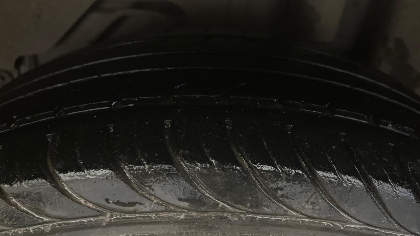 2018 Ford Figo Aspire TITANIUM 1.2 PETROL, Petrol, Manual, 31,645 km, Left Rear Tyre Tread