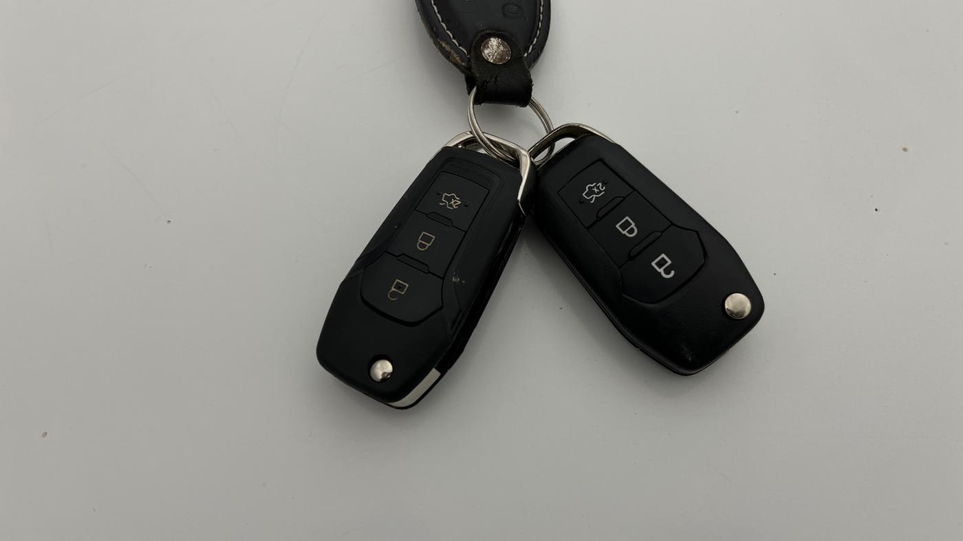 2018 Ford Figo Aspire TITANIUM 1.2 PETROL, Petrol, Manual, 31,645 km, Key Close Up