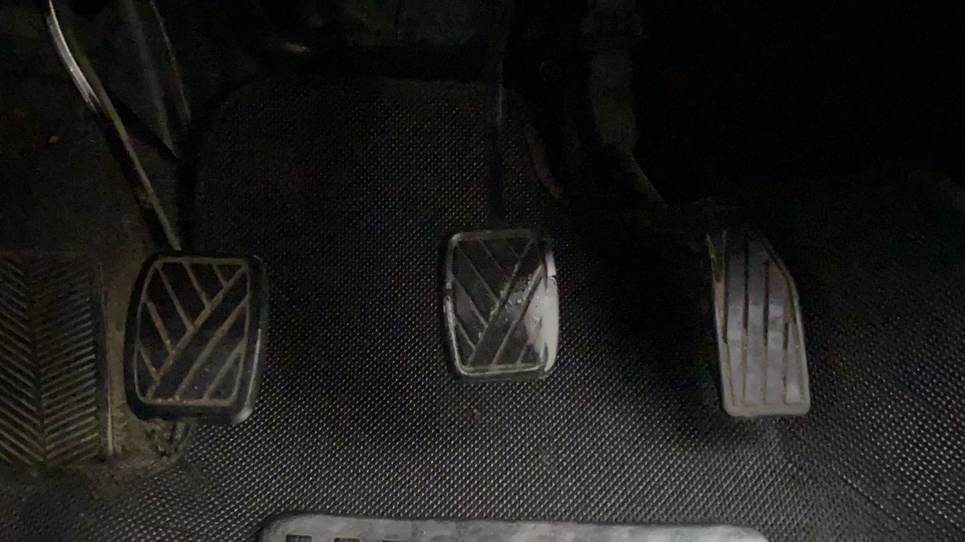 2017 Maruti Baleno DELTA PETROL 1.2, Petrol, Manual, 85,274 km, Pedals