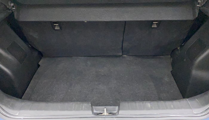 2017 Maruti Baleno DELTA PETROL 1.2, Petrol, Manual, 85,274 km, Boot Inside
