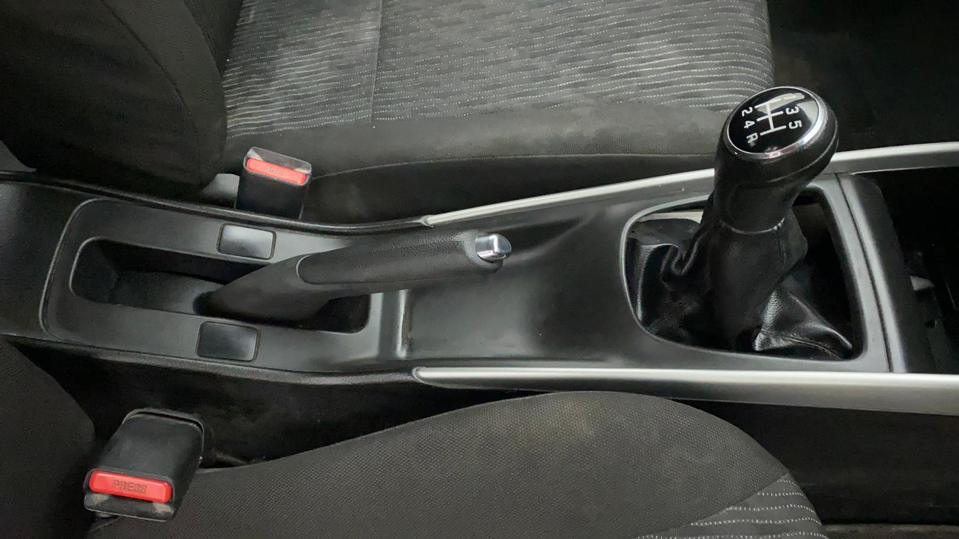 2017 Maruti Baleno DELTA PETROL 1.2, Petrol, Manual, 85,274 km, Gear Lever