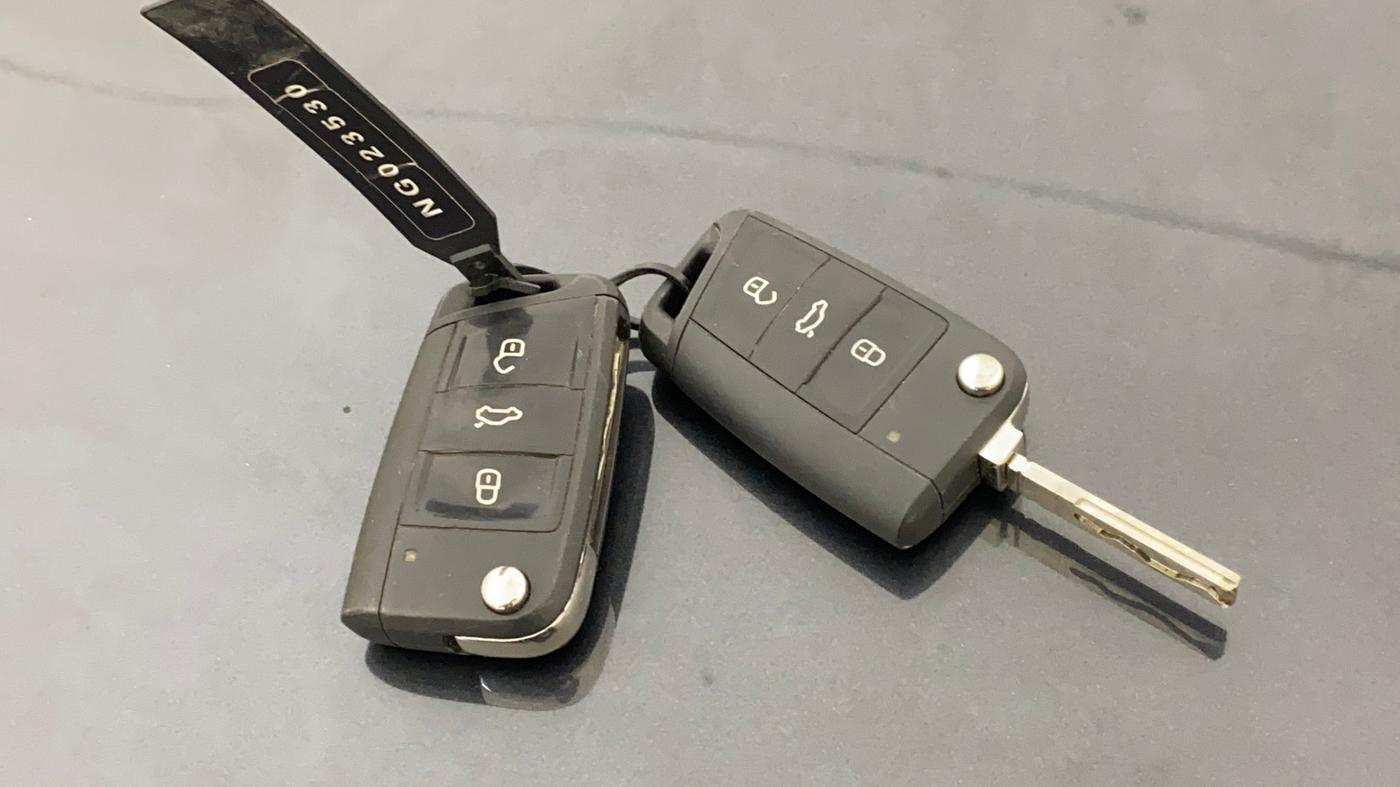 2022 Skoda KUSHAQ AMBITION 1.0L TSI AT, Petrol, Automatic, 62,833 km, Key Close Up