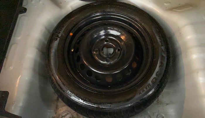 2017 Hyundai Grand i10 ASTA 1.2 KAPPA VTVT, Petrol, Manual, 31,302 km, Spare Tyre