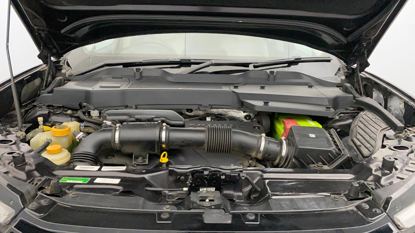2021 Tata Safari XZ PLUS GOLD 6 S, Diesel, Manual, 64,435 km, Engine View