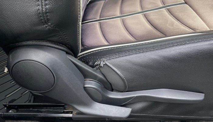 2018 Maruti Swift VXI, Petrol, Manual, 43,660 km, Driver Side Adjustment Panel