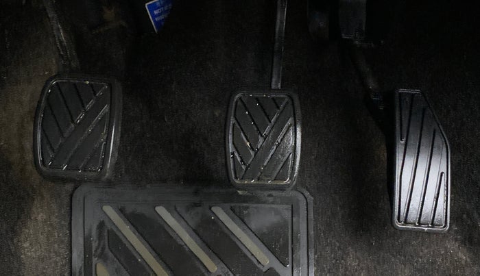 2018 Maruti Swift VXI, Petrol, Manual, 43,660 km, Pedals