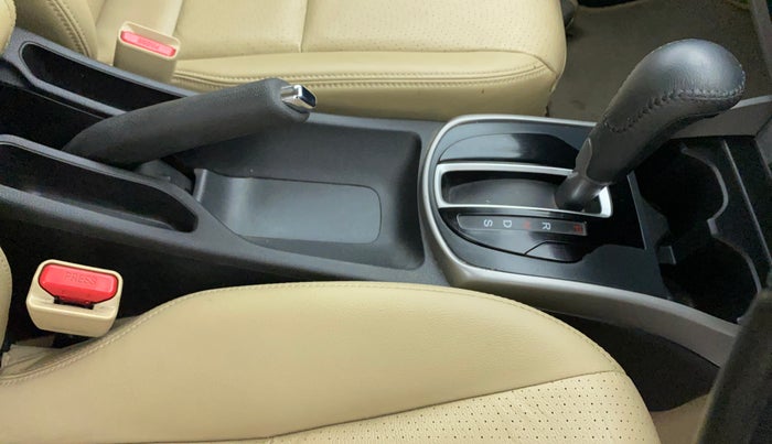 2017 Honda City 1.5L I-VTEC VX CVT, Petrol, Automatic, 40,742 km, Gear Lever