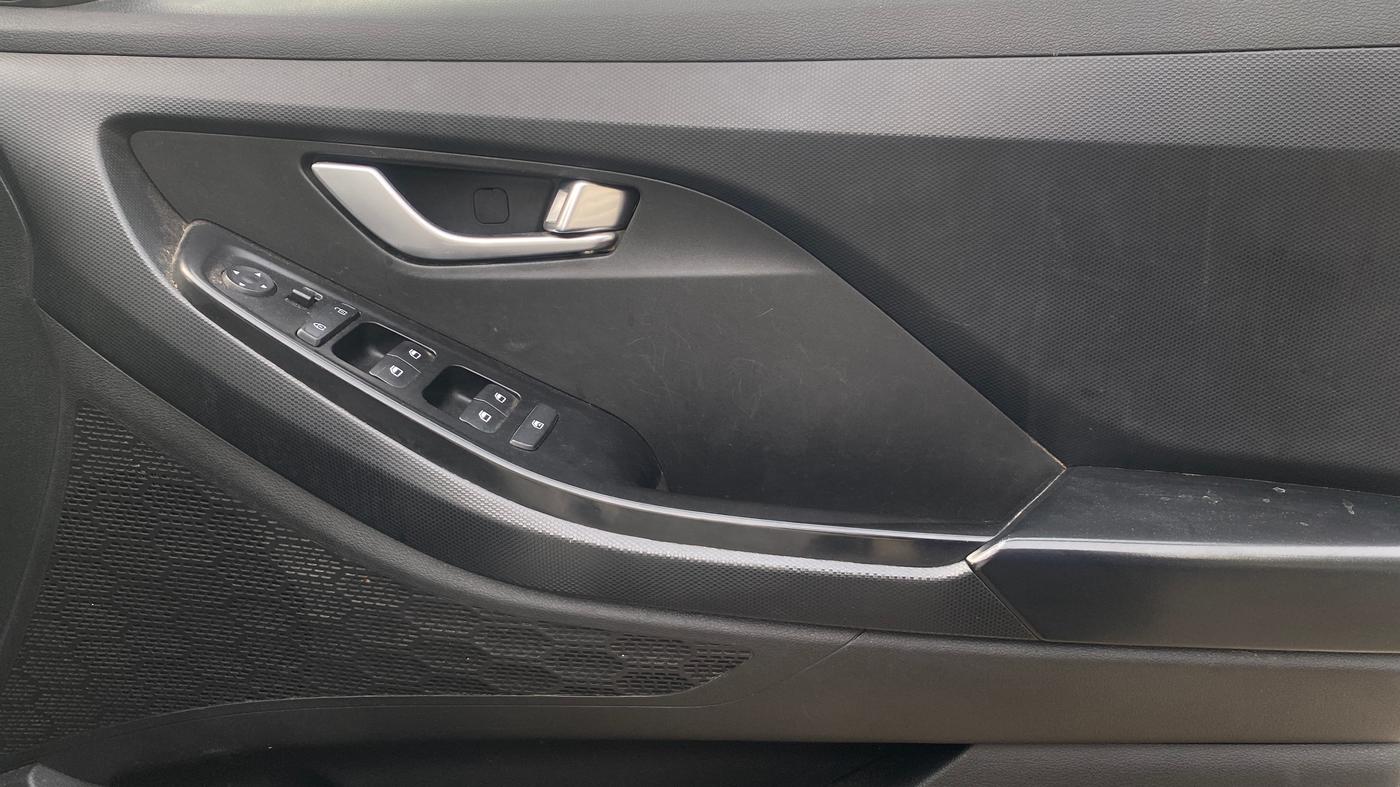 2023 Hyundai Creta S PLUS KNIGHT 1.5 PETROL, Petrol, Manual, 75,080 km, Driver Side Door Panels Control
