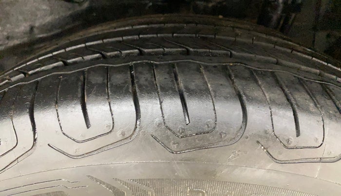 2023 Tata NEXON CREATIVE PLUS S 1.2 REVOTRON 6 MT, Petrol, Manual, 19,397 km, Left Rear Tyre Tread