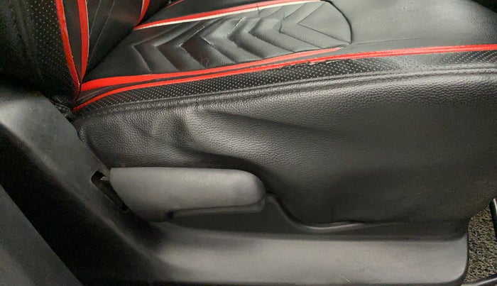 2018 Maruti Celerio X ZXI AMT, CNG, Automatic, 1,01,581 km, Driver Side Adjustment Panel