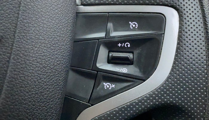2022 Tata Safari XT PLUS, Diesel, Manual, 40,299 km, Adaptive Cruise Control