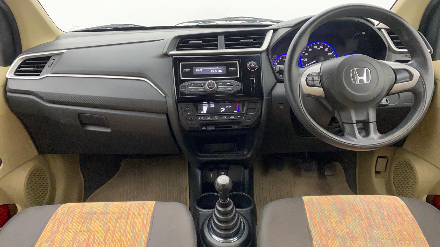 2016 Honda Brio S MT, Petrol, Manual, 45,047 km, Dashboard