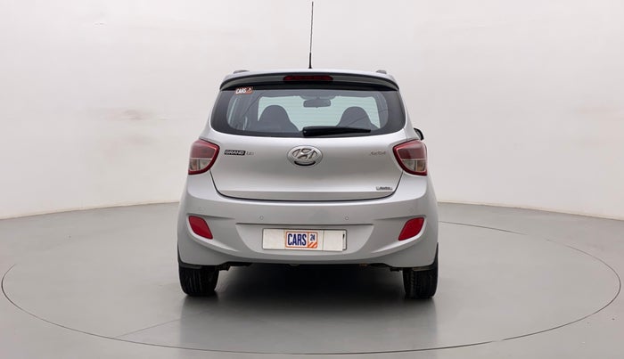 2016 Hyundai Grand i10 ASTA (O) AT 1.2 KAPPA VTVT, Petrol, Automatic, 1,31,017 km, Back/Rear