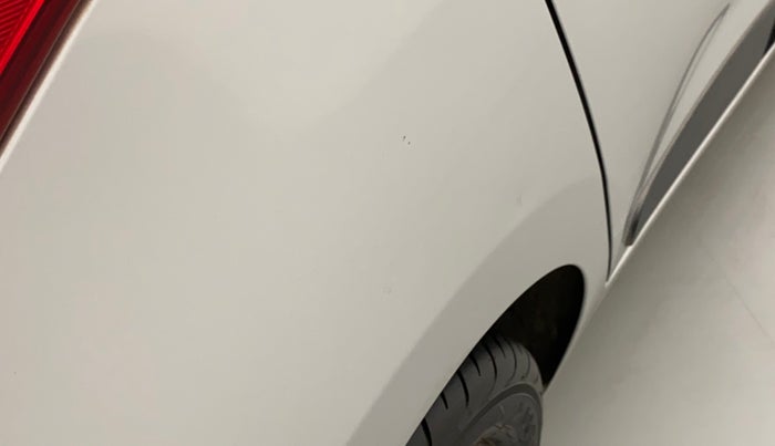 2016 Hyundai Grand i10 ASTA (O) AT 1.2 KAPPA VTVT, Petrol, Automatic, 1,31,017 km, Right quarter panel - Slightly dented