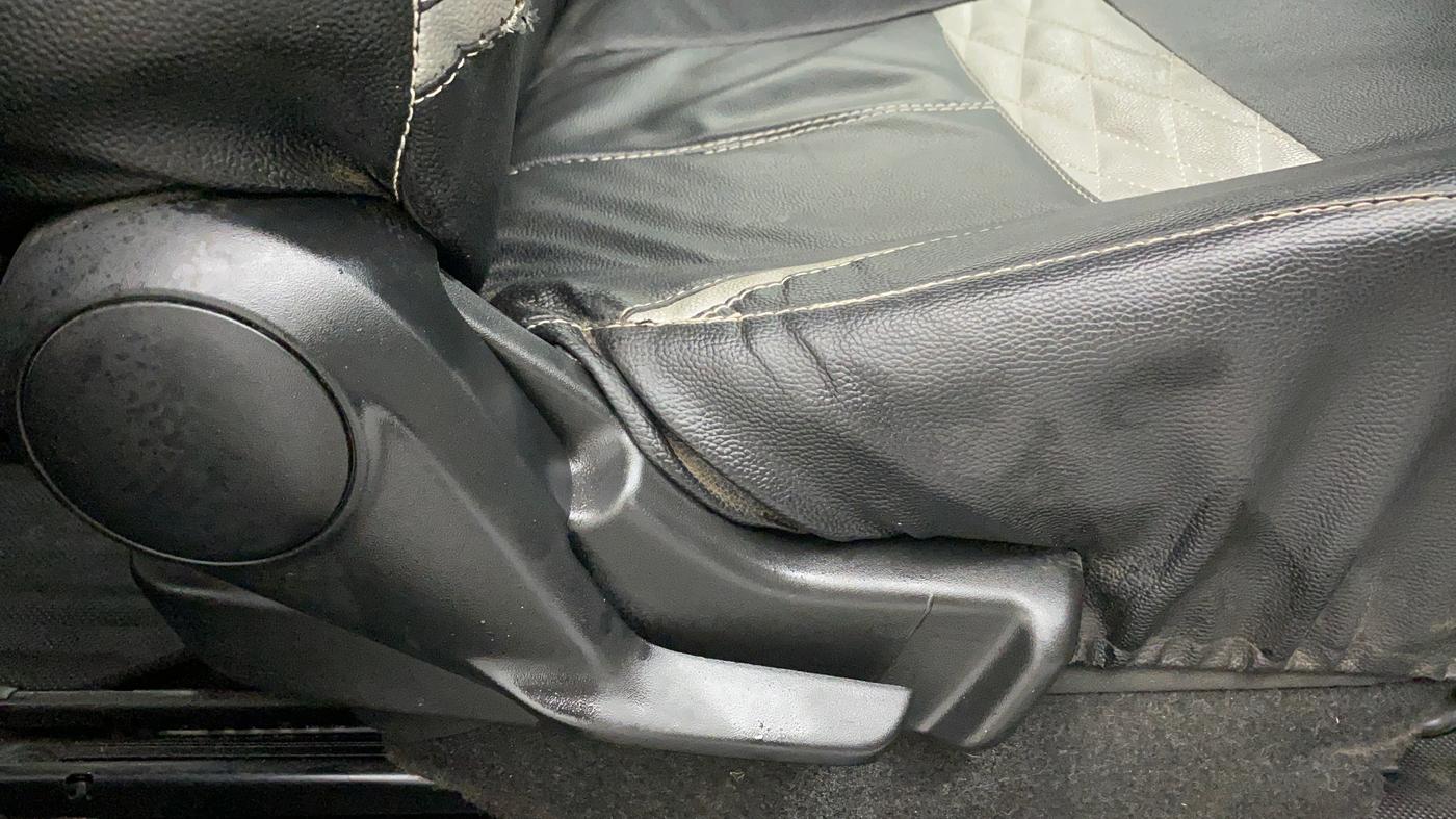 2018 Maruti IGNIS ZETA 1.2 AMT, Petrol, Automatic, 64,505 km, Driver Side Adjustment Panel