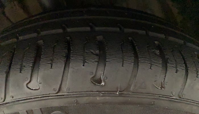 2019 Tata Tiago XZA PETROL, Petrol, Automatic, 23,892 km, Left Front Tyre Tread