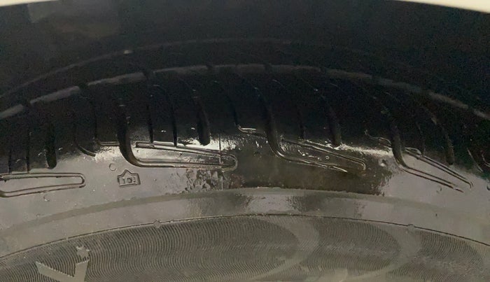 2020 Tata Tiago XZ PETROL, Petrol, Manual, 76,993 km, Left Front Tyre Tread