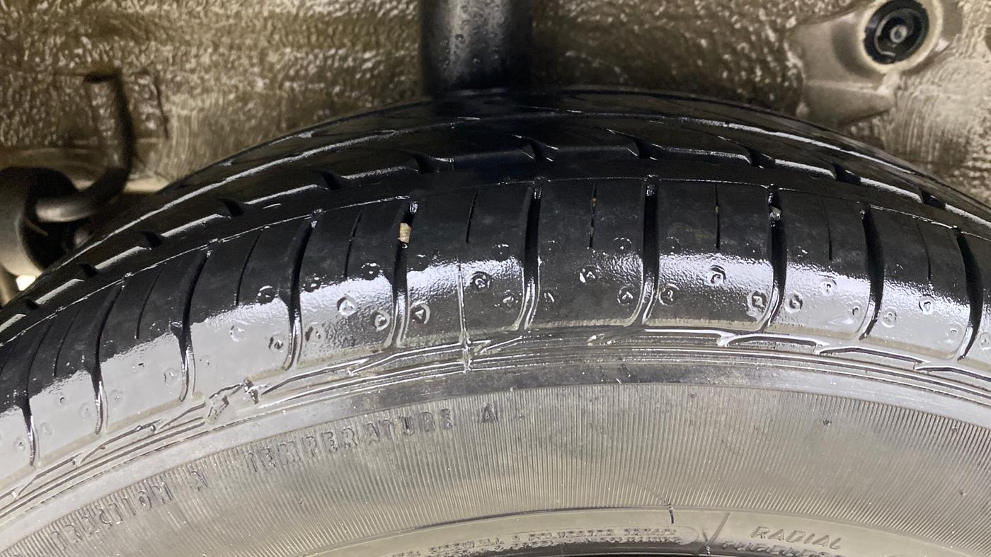 2016 Maruti Celerio VXI CNG, CNG, Manual, 82,751 km, Right Rear Tyre Tread