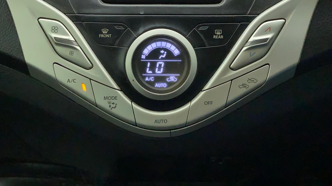 2017 Maruti Baleno ZETA PETROL 1.2, Petrol, Manual, 1,15,870 km, Automatic Climate Control