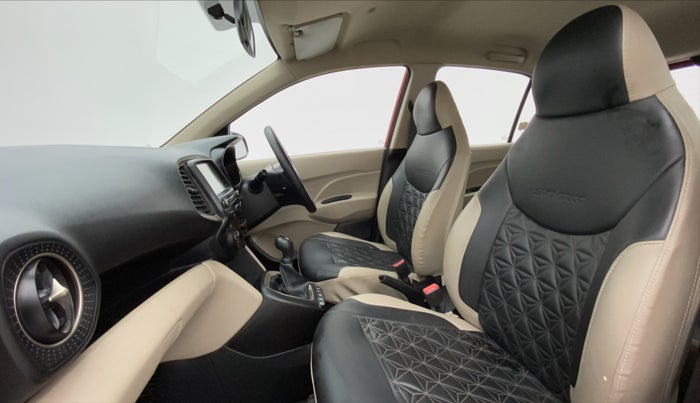 2019 Hyundai NEW SANTRO 1.1 SPORTZ MT CNG, CNG, Manual, 21,352 km, Right Side Front Door Cabin