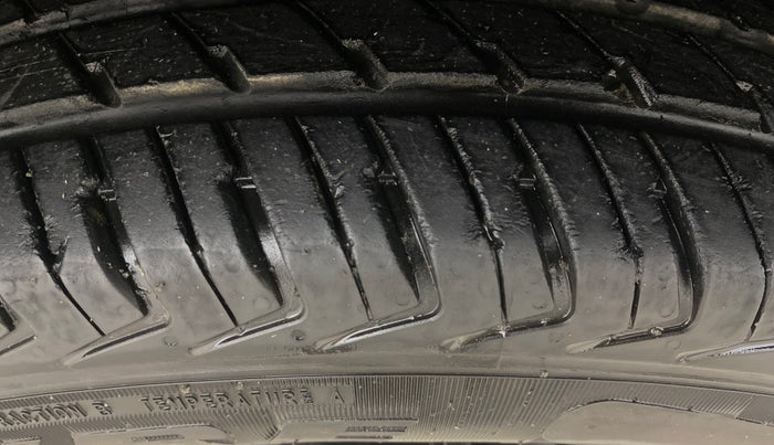 2024 Maruti Alto K10 VXI PLUS AMT, Petrol, Automatic, 28,459 km, Right Front Tyre Tread