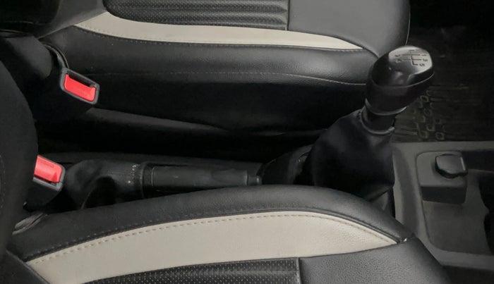 2019 Renault Kwid RXL, Petrol, Manual, 40,949 km, Gear Lever