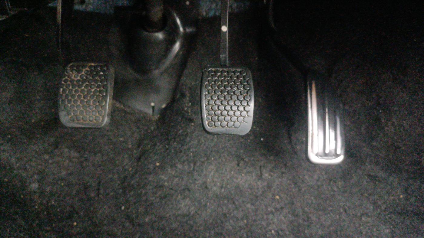 2014 Maruti Alto 800 LXI, Petrol, Manual, 53,578 km, Pedals