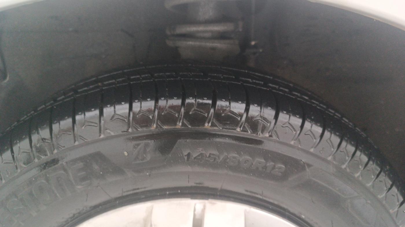 2014 Maruti Alto 800 LXI, Petrol, Manual, 53,578 km, Left Front Tyre Tread