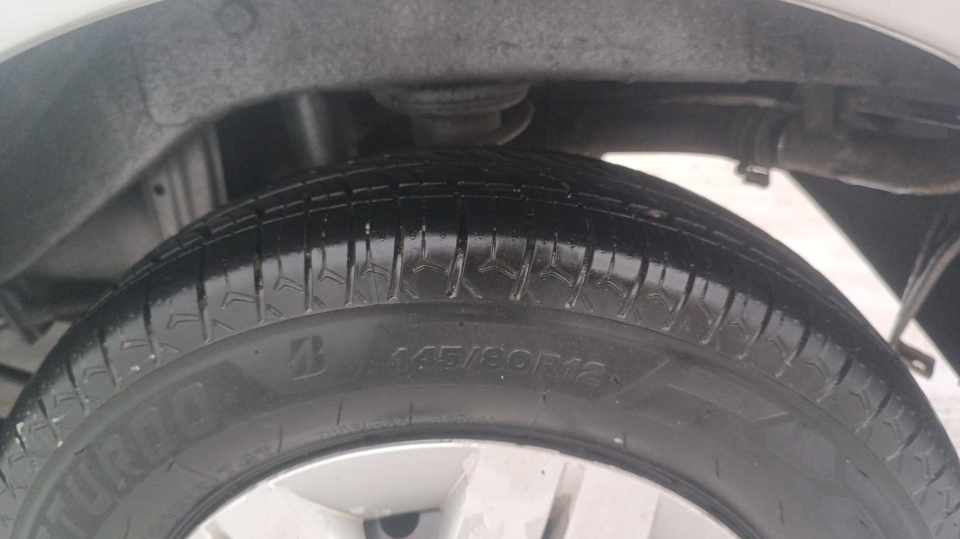 2014 Maruti Alto 800 LXI, Petrol, Manual, 53,578 km, Left Rear Tyre Tread