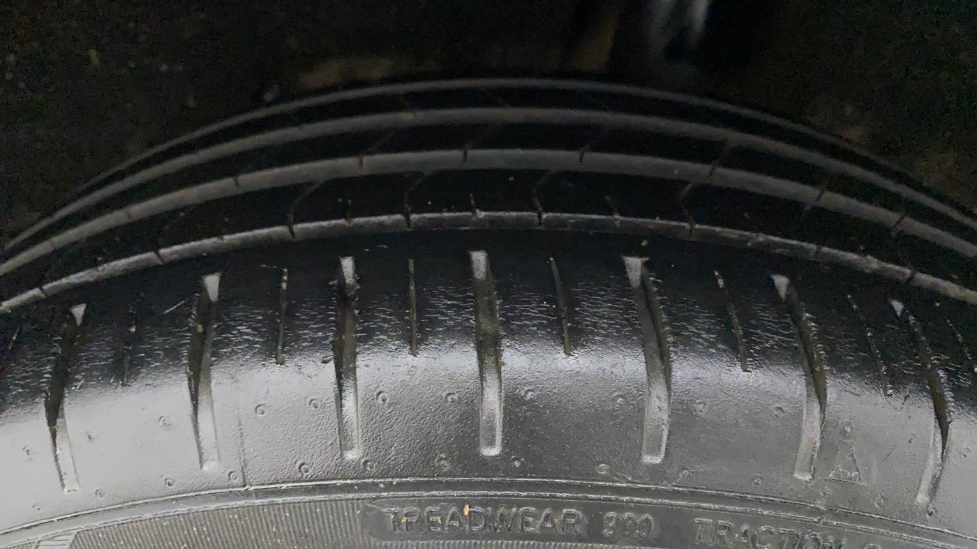 2021 Maruti Baleno ZETA PETROL 1.2, Petrol, Manual, 31,237 km, Left Rear Tyre Tread