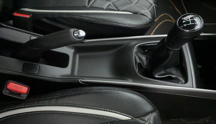2021 Maruti Baleno ZETA PETROL 1.2, Petrol, Manual, 31,237 km, Gear Lever