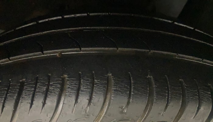 2020 Maruti Baleno DELTA PETROL 1.2, Petrol, Manual, 50,806 km, Left Rear Tyre Tread