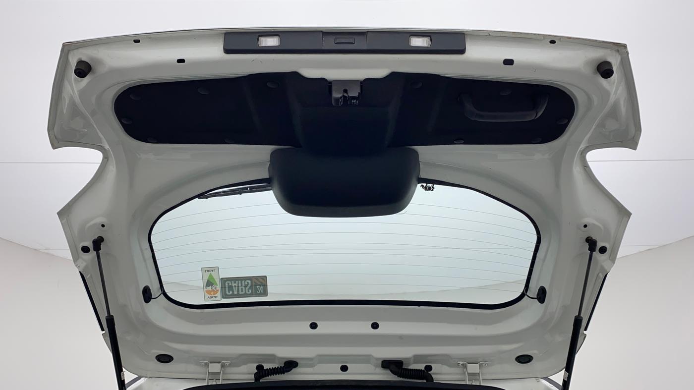 2022 Tata PUNCH CREATIVE  AMT, Petrol, Automatic, 27,268 km, Boot Door Open