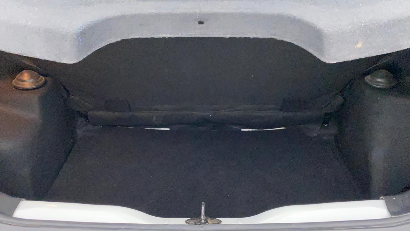 2022 Tata PUNCH CREATIVE  AMT, Petrol, Automatic, 27,268 km, Boot Inside