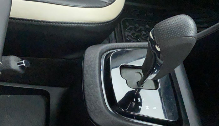 2022 Tata PUNCH CREATIVE  AMT, Petrol, Automatic, 27,268 km, Gear Lever