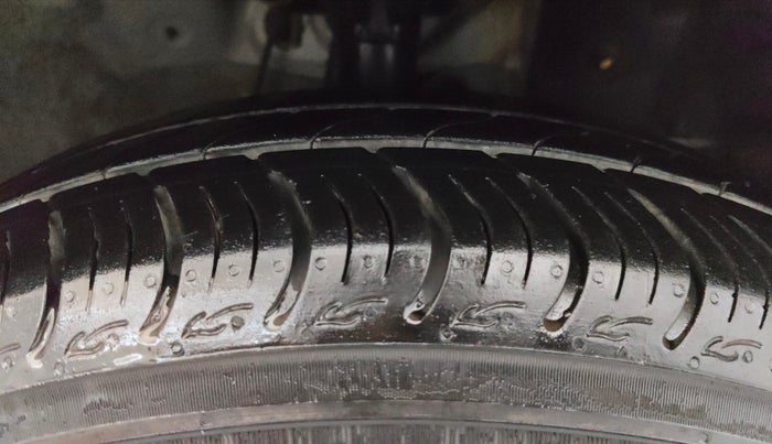 2023 Honda Amaze 1.2L I-VTEC VX, Petrol, Manual, 2,089 km, Right Front Tyre Tread