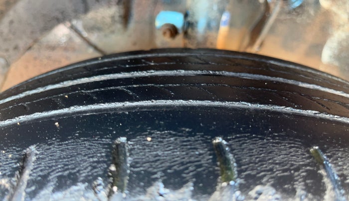 2018 Maruti Baleno DELTA PETROL 1.2, Petrol, Manual, 71,014 km, Left Front Tyre Tread