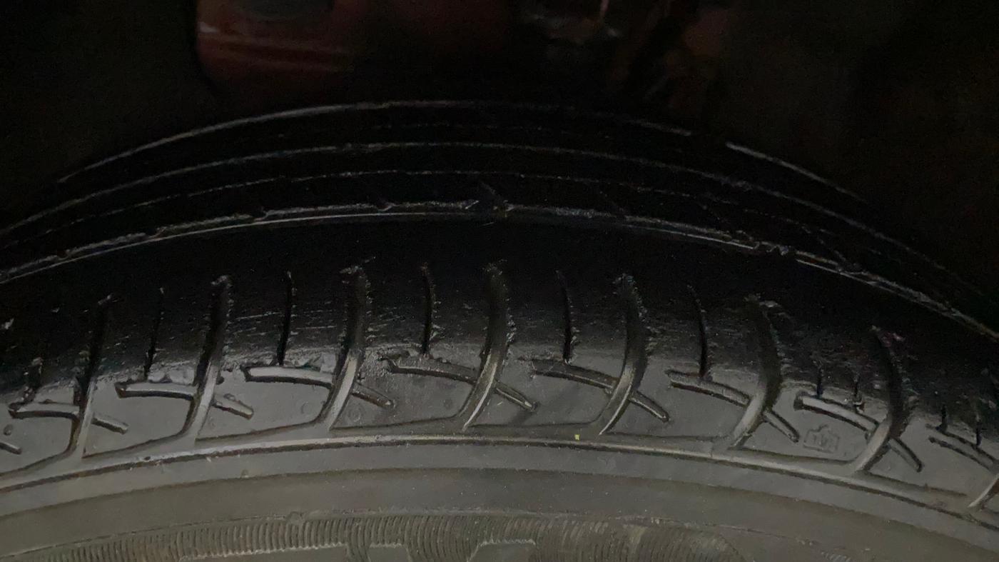 2019 Hyundai Elite i20 SPORTZ PLUS 1.2, Petrol, Manual, 48,195 km, Left Front Tyre Tread