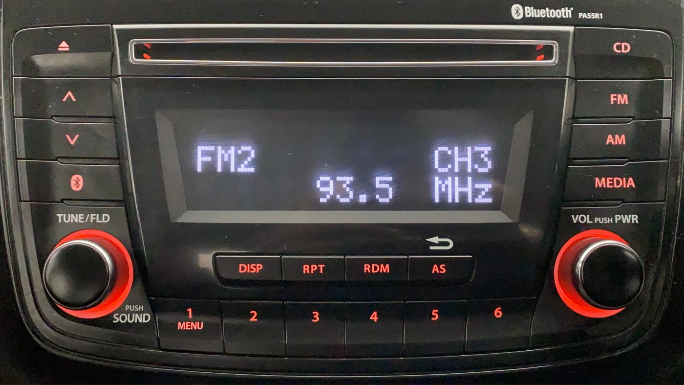 2019 Maruti Swift VXI D, Petrol, Manual, 19,837 km, Infotainment System