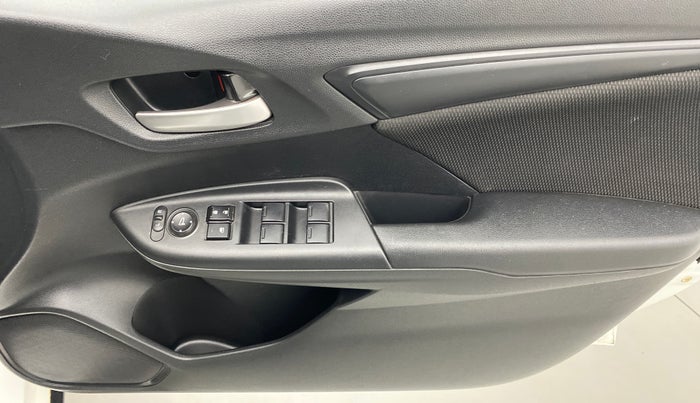 2019 Honda WR-V 1.2 i-VTEC S MT, Petrol, Manual, 18,692 km, Driver Side Door Panels Control
