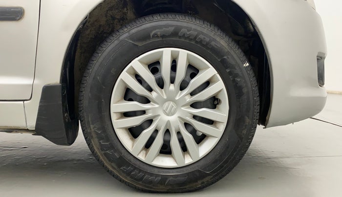 2010 Maruti Swift Dzire VXI, Petrol, Manual, 91,136 km, Right Front Wheel